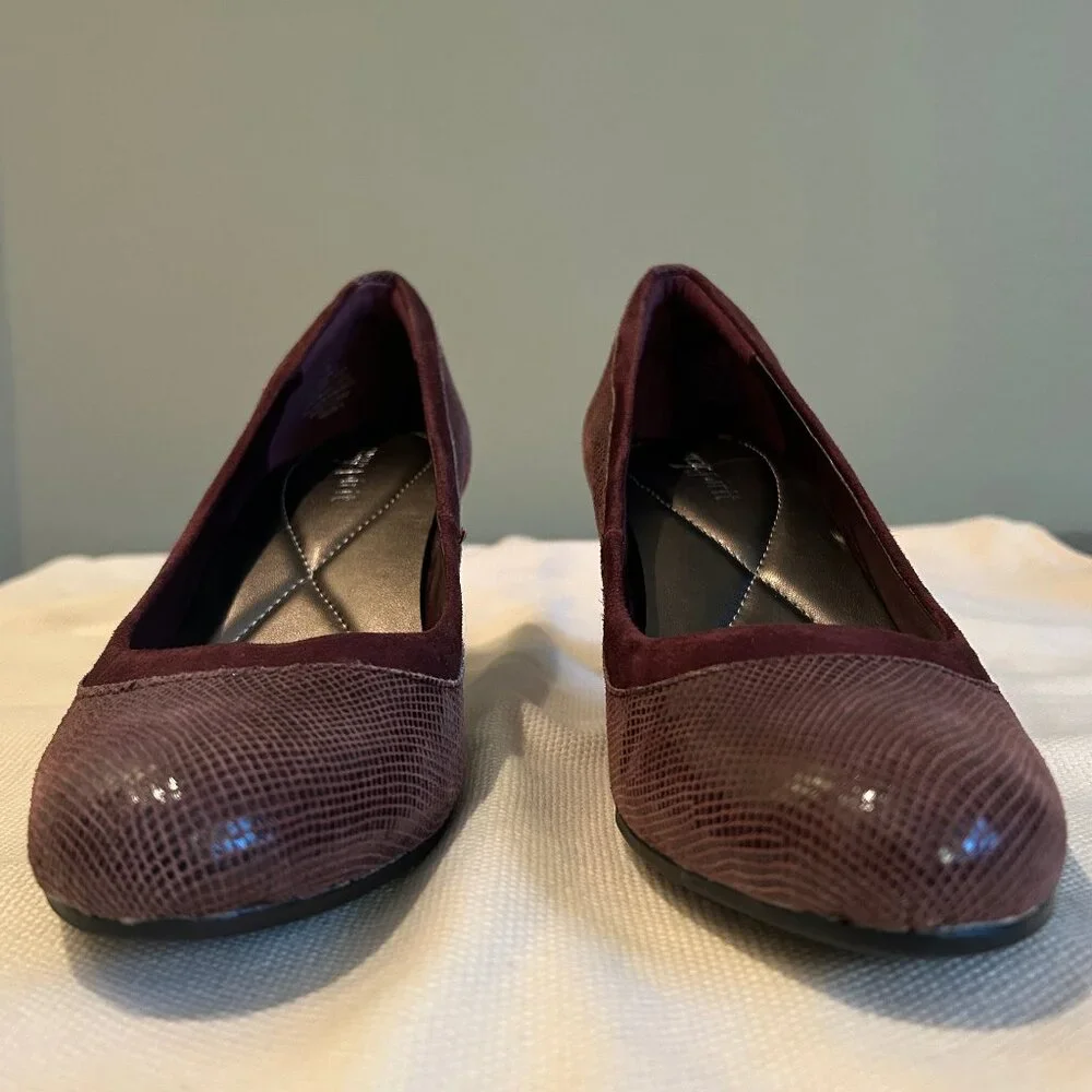 NEW (NWOT) Easy Spirit Airey burgundy leather pumps sz 7